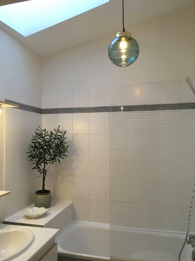 Apartment De 3 Et Parking La Rochelle (Charente-Maritime)